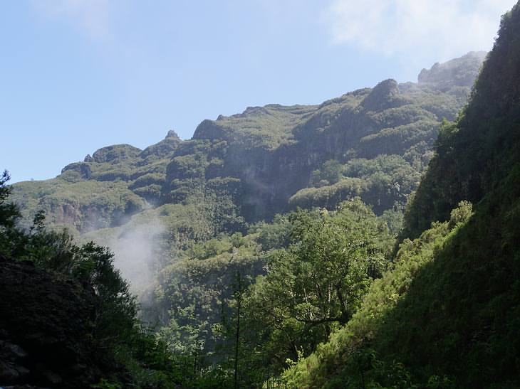 Levadawanderung zum Caldeirao Verde