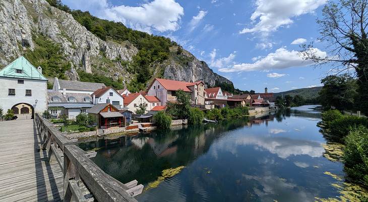 Alte Holzbr�cke in Essing - ein sch�nes Panorama