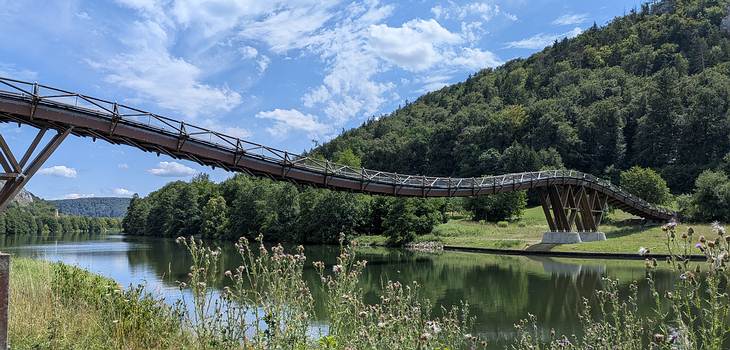 geschwungene Br�cke Tatzelwurm