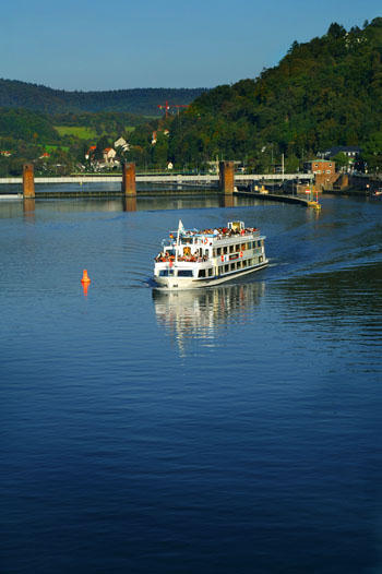 Eine Flussfahrt auf dem Neckar / Urlaubsbild 10421228