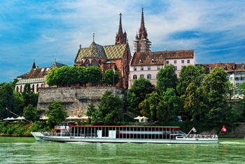M&uuml;nster von Basel vom Rhein aus gesehen / Urlaubsbild 24434428