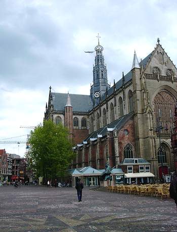 De Oude Kerk (Die Alte Kirche)