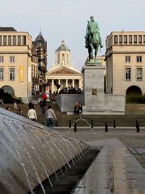 Brssel, Blick zum Knig-Albert-Denkmal