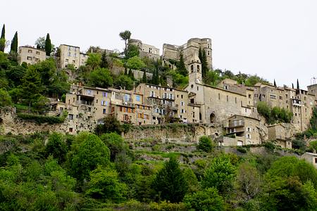 Montbrun les Bain