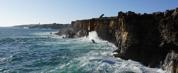 Cascais: Felsenküste beim Boca do Inferno