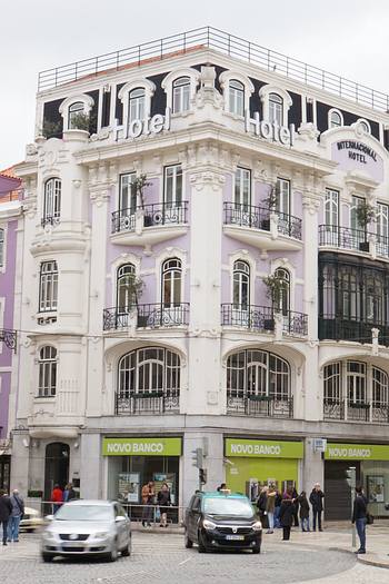 Diverse große und kleine Theater in Lissabon